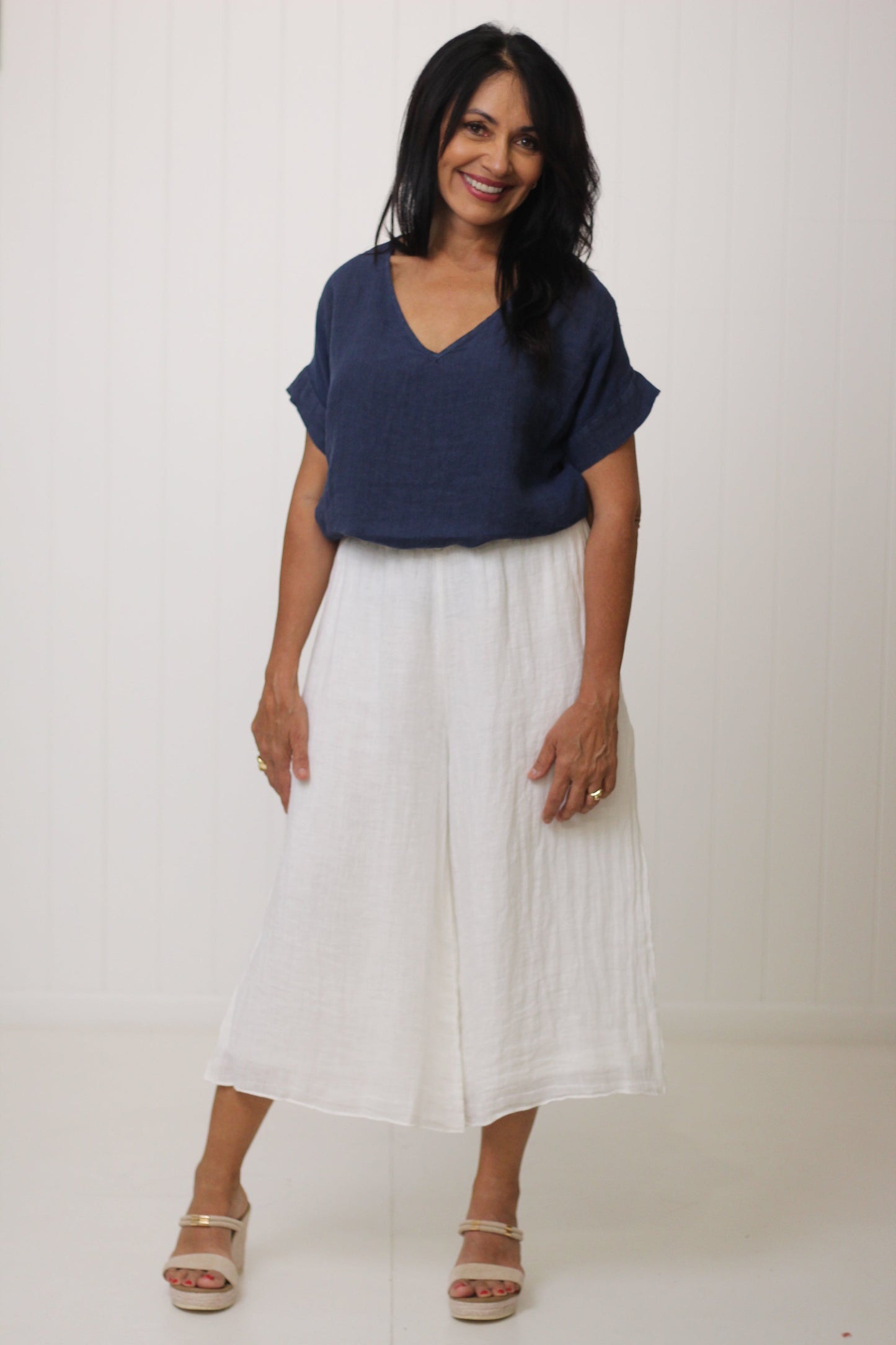 Carmela Tee